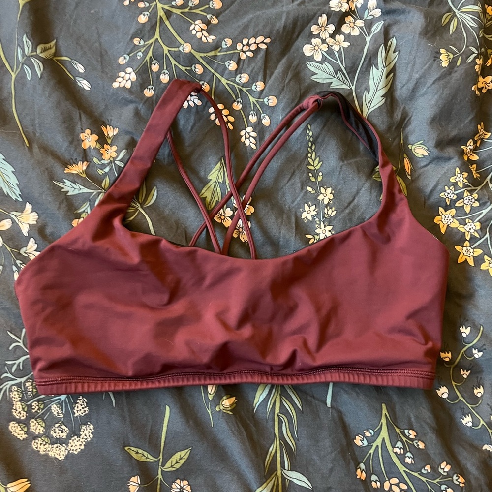 Lululemon free to be bra size 10